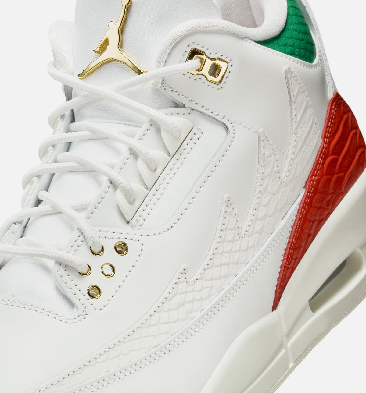 Air Jordan 3 Retro Men's Lifestyle Shoes | El Vuelo