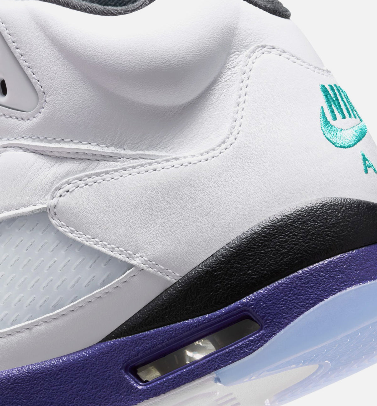 Air Jordan 5 Retro Grape Men's Lifestyle Shoes | White / New Emerald / Grape Ice / Black