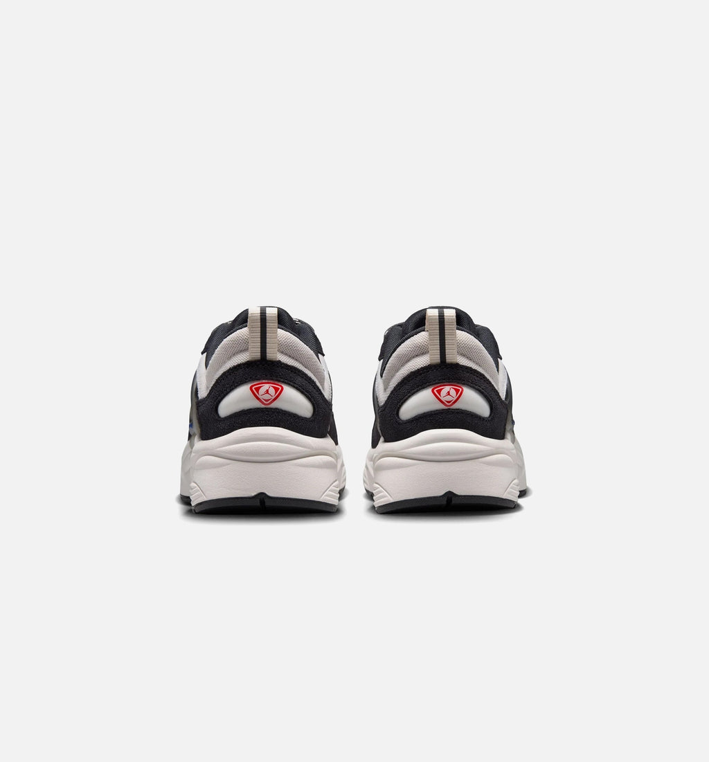Trunner O/S SE Men's Lifestyle Shoes | Off Noir / University Red / Phantom