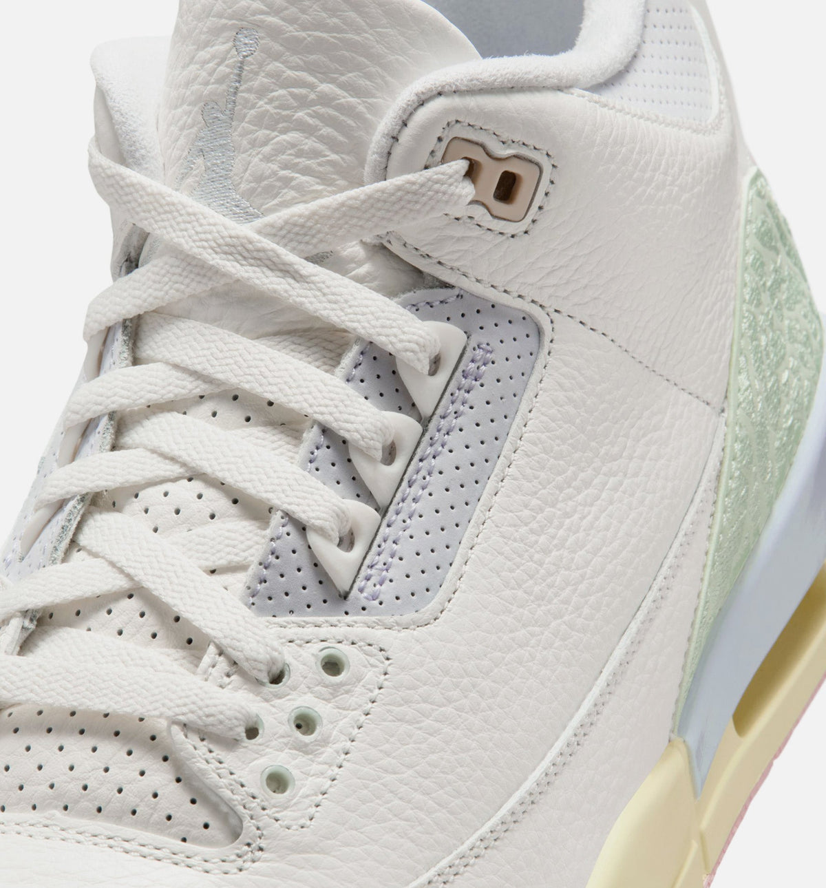 Air Jordan 3 Retro Men's Lifestyle Shoes | Sail / Jade Aura / Iced Carmine
