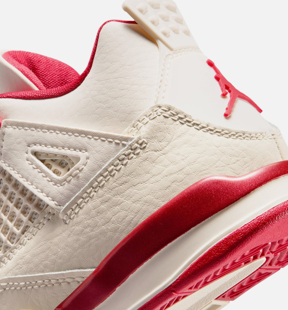 Air Jordan 4 Retro 'Valentine's Day' Preschool Lifestyle Shoes | Pale Ivory / Sierra Red / Tough Red