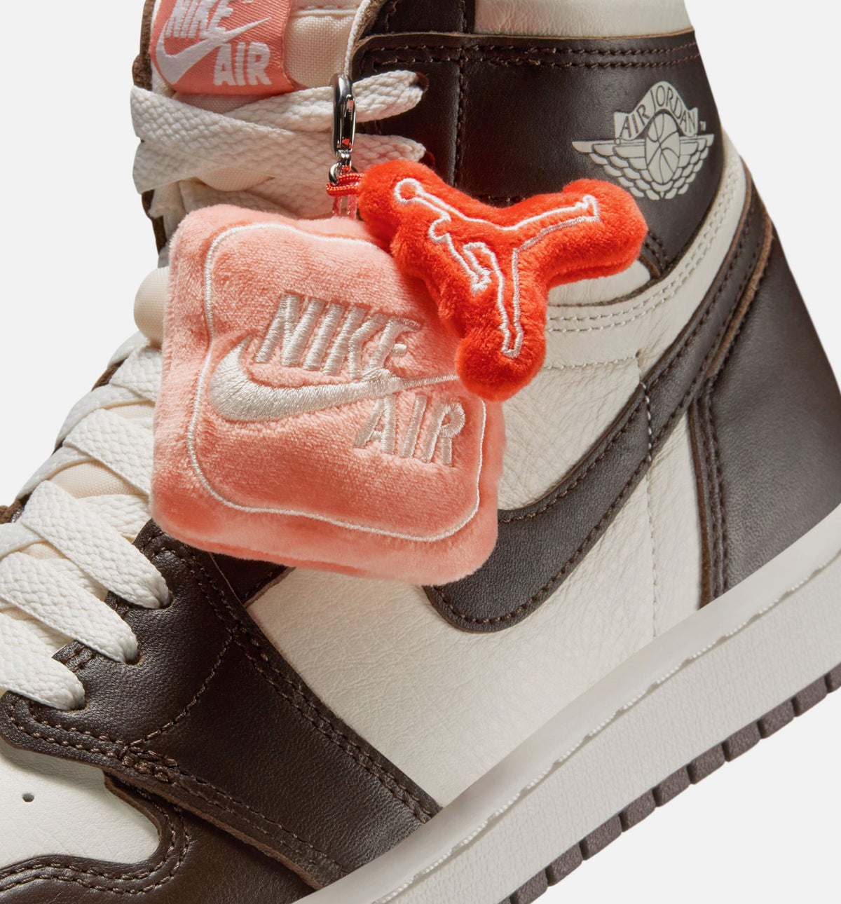 Air Jordan 1 Retro High OG Women's Lifestyle Shoes | Baroque Brown / Light Madder Root / Sail