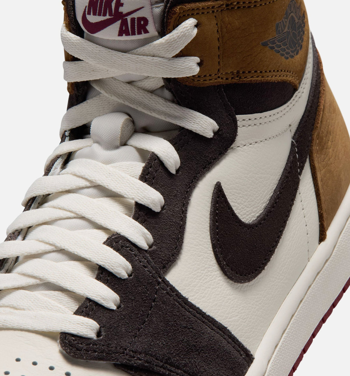 Air Jordan 1 Retro High OG Men's Lifestyle Shoes | Love Letter