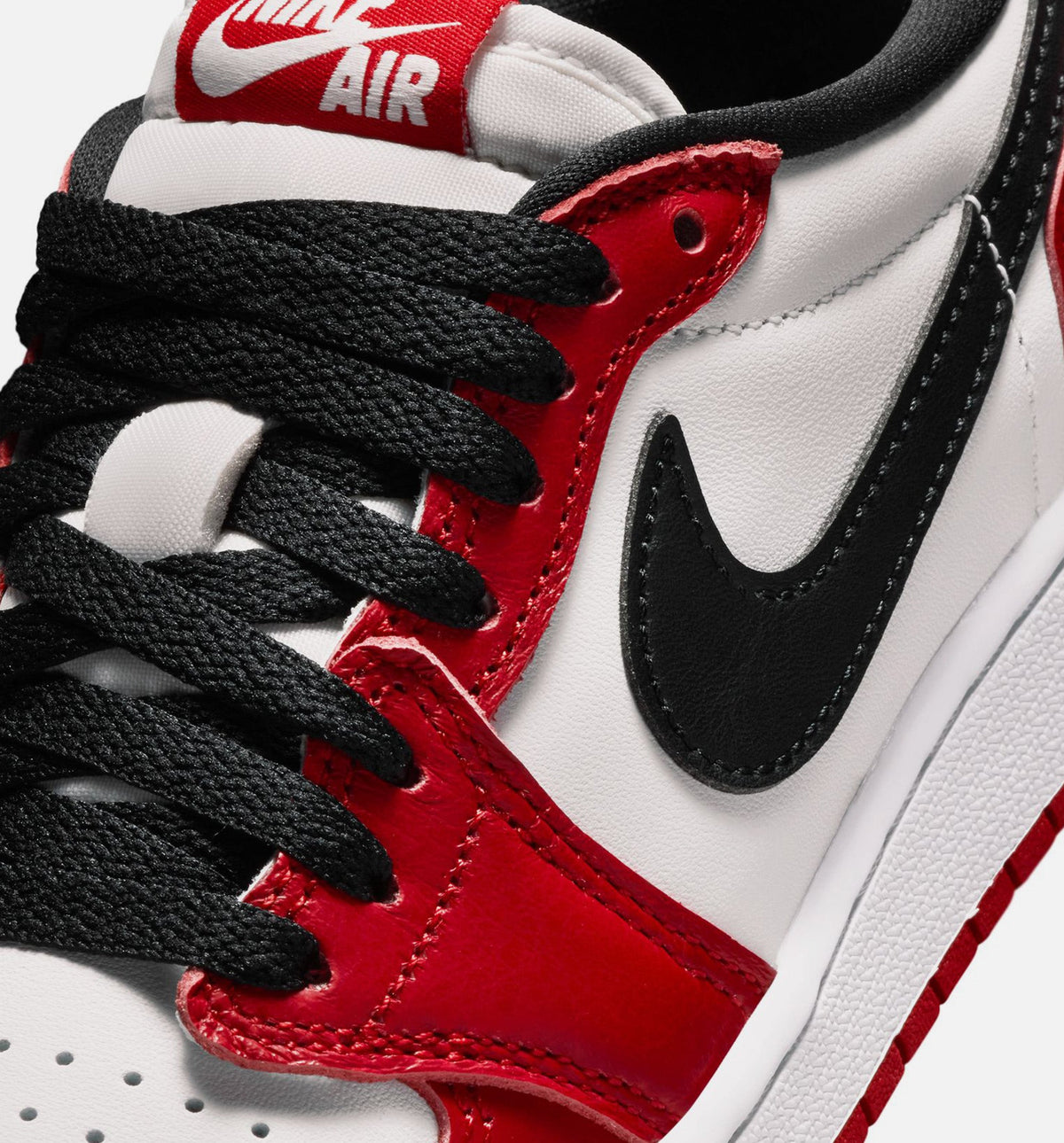 Air Jordan 1 Retro Low OG Grade School Lifestyle Shoes | Chicago