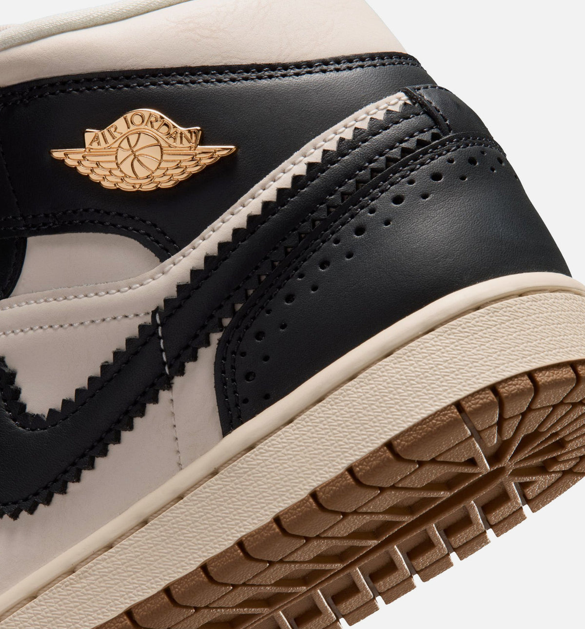 Air Jordan 1 Mid SE Women's Lifestyle Shoes | Off-Noir / Chalk / Pearl White