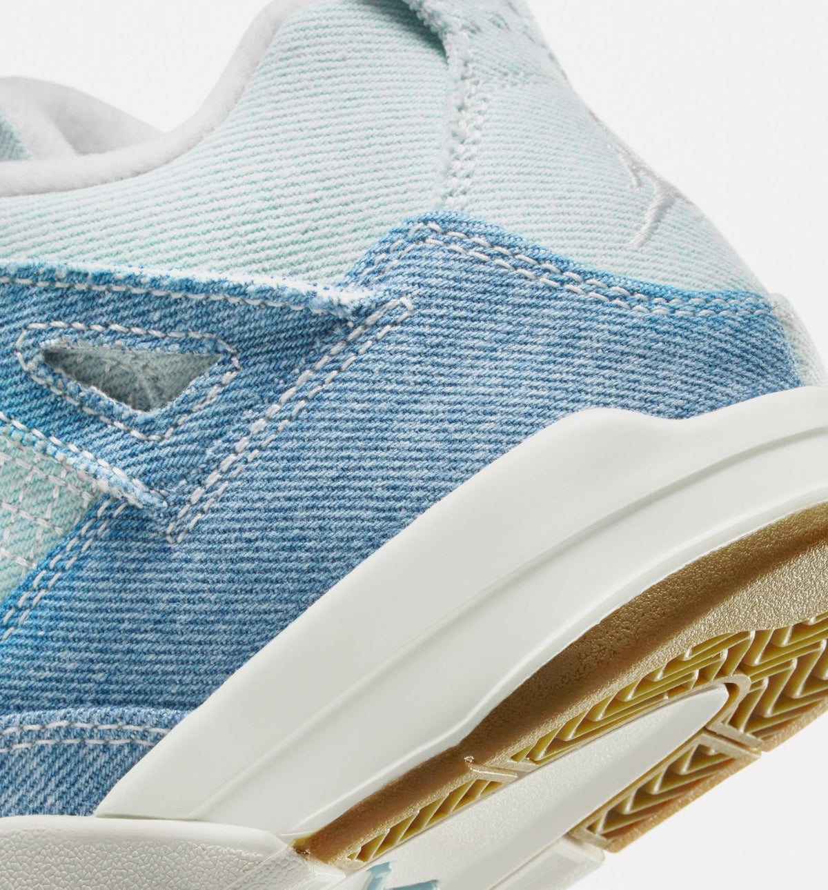 Air Jordan 4 Retro 'Worn Blue' Preschool Lifestyle Shoes | Sail / Worn Blue / Metallic Gold