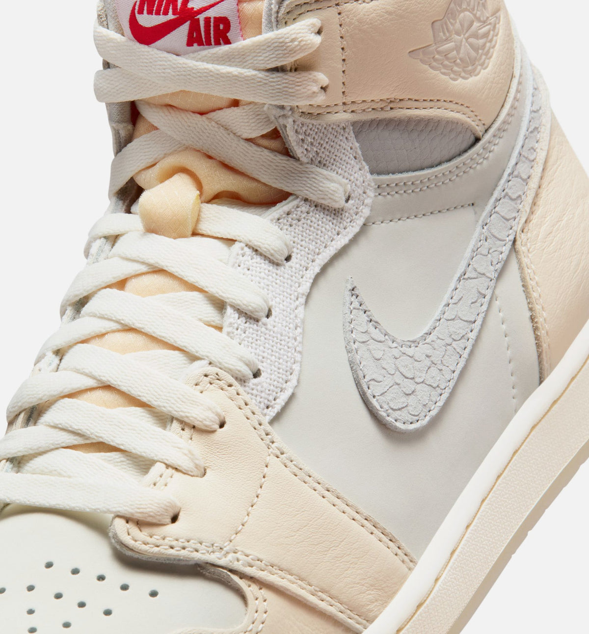 Air Jordan 1 Retro High OG Men's Lifestyle Shoes | Sail