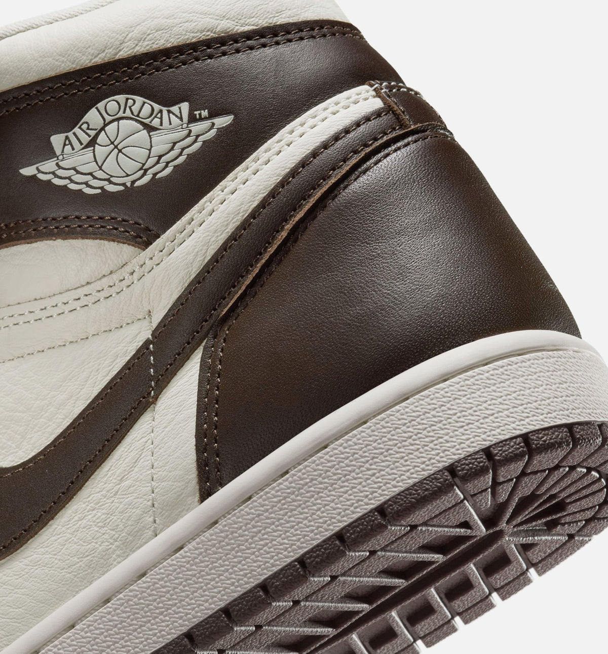 Air Jordan 1 Retro High OG Women's Lifestyle Shoes | Baroque Brown / Light Madder Root / Sail